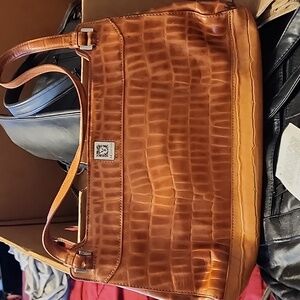 ANN KLEIN LEATHER HANDBAG